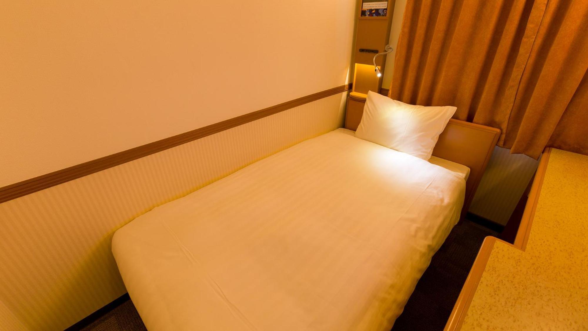 Toyoko Inn Shin-Yokohama Ekimae Honkan 객실 사진